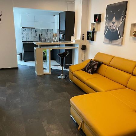 Fancy Westpark 2 Residence Lakeview W7 Bucarest Extérieur photo