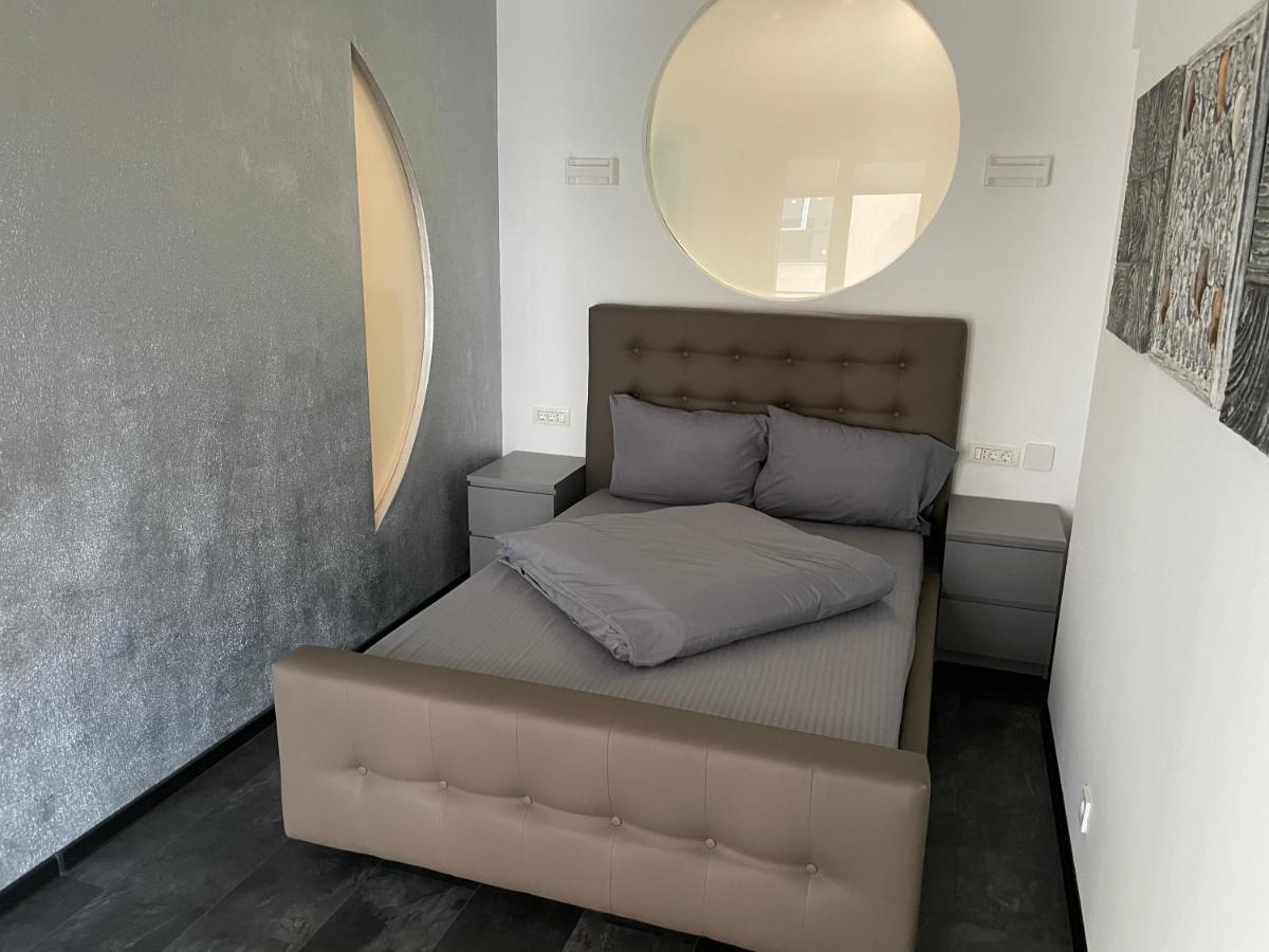 Fancy Westpark 2 Residence Lakeview W7 Bucarest Extérieur photo
