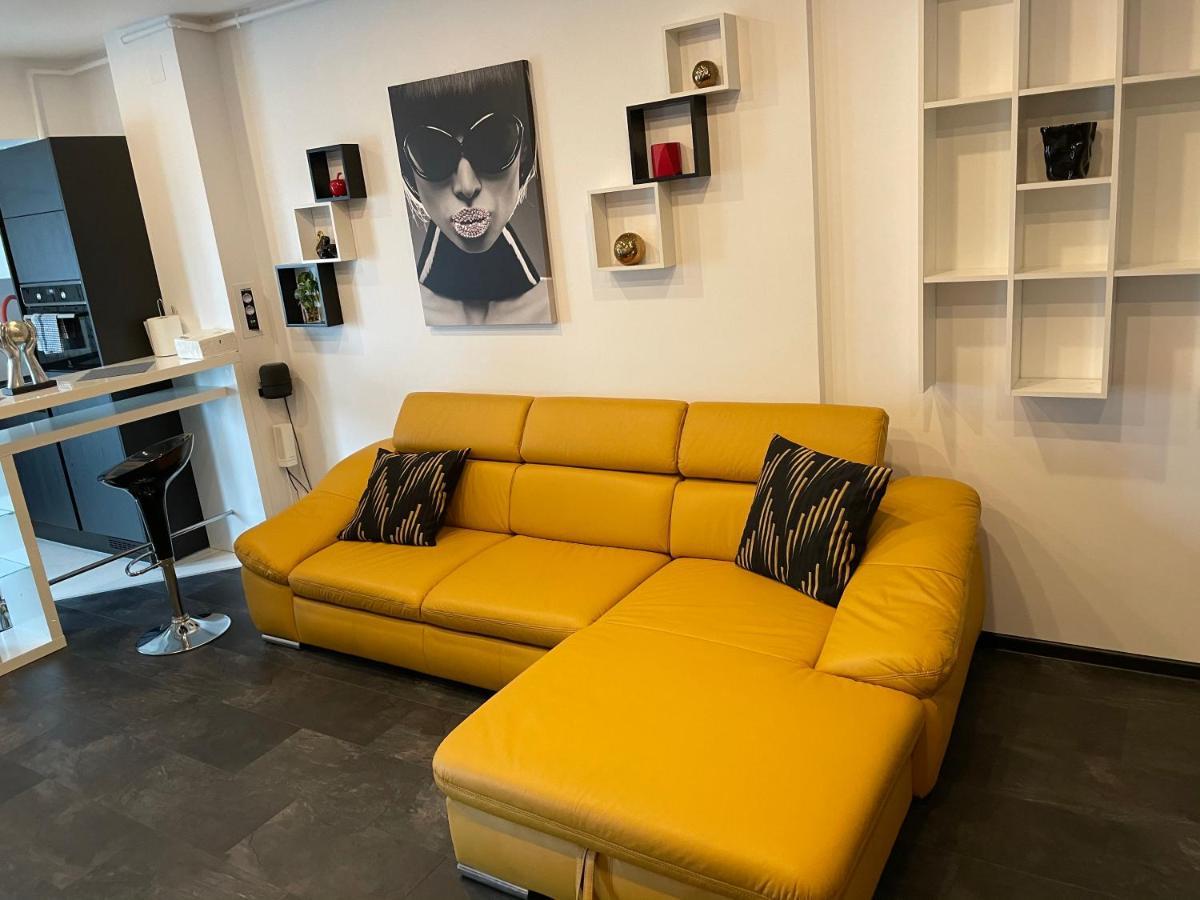 Fancy Westpark 2 Residence Lakeview W7 Bucarest Extérieur photo