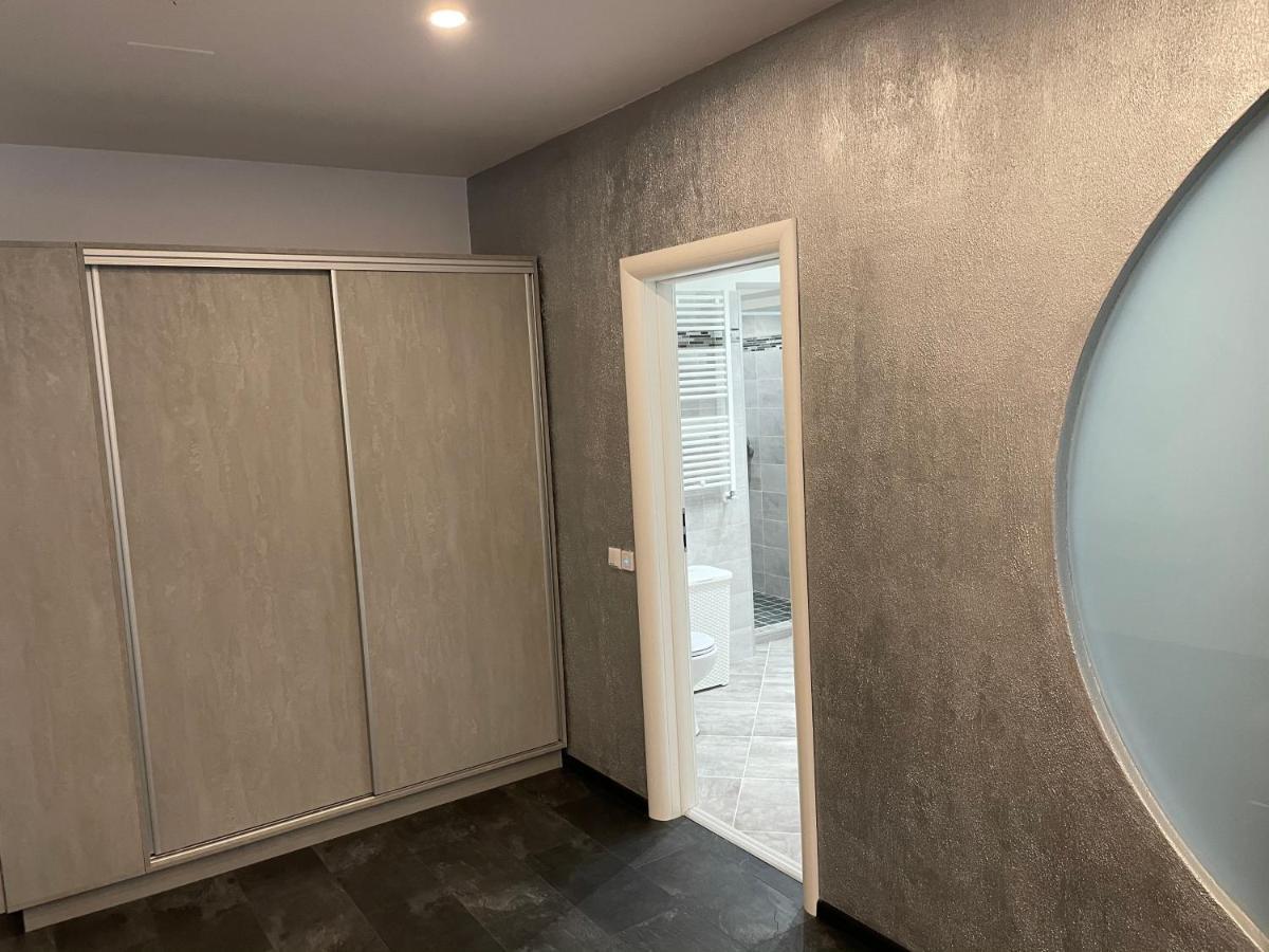 Fancy Westpark 2 Residence Lakeview W7 Bucarest Extérieur photo