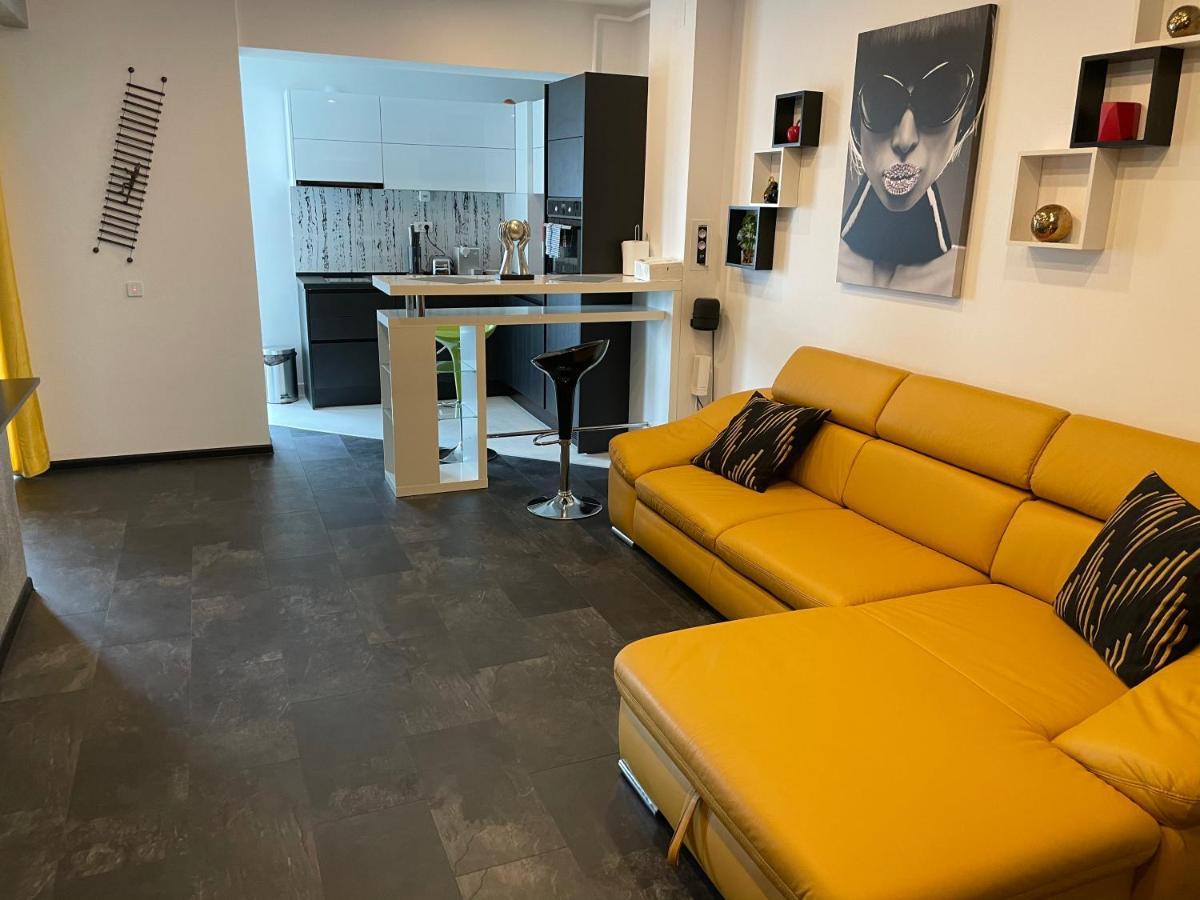 Fancy Westpark 2 Residence Lakeview W7 Bucarest Extérieur photo