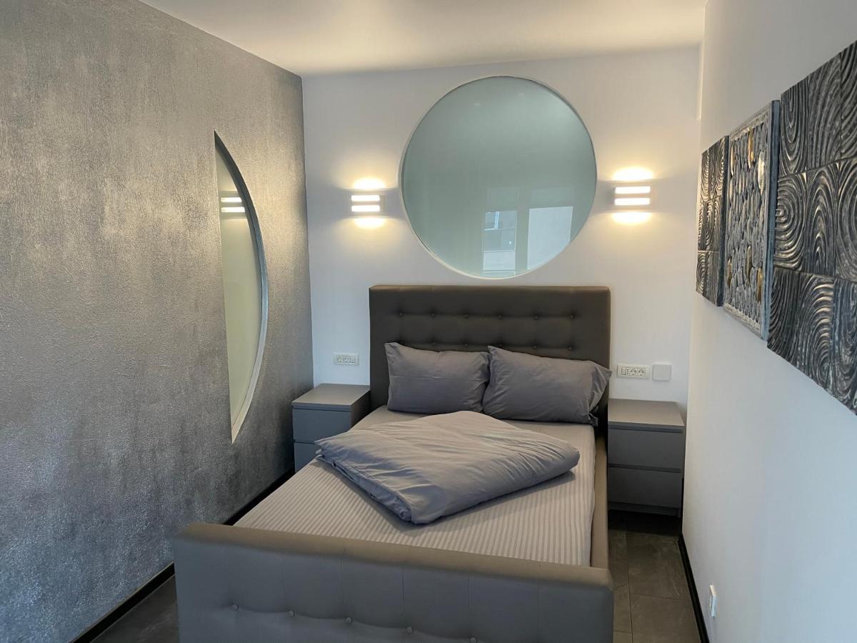 Fancy Westpark 2 Residence Lakeview W7 Bucarest Extérieur photo